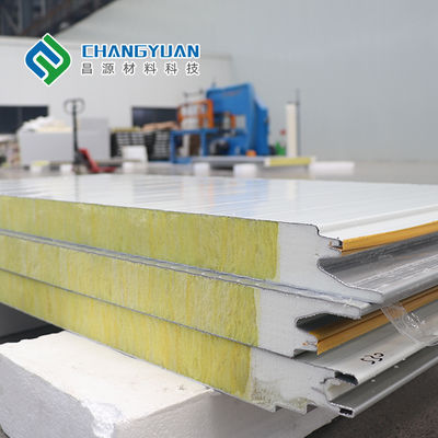 屋外プロジェクトに最適な金属壁パネルとサンドイッチパネルの組み合わせ