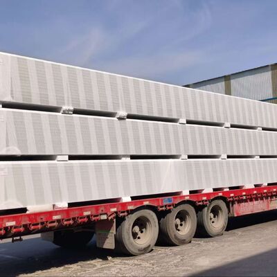 防火B1アプリケーションのための防音および熱隔熱特性を持つPIRサンドイッチパネル