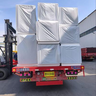 防火B1アプリケーションのための防音および熱隔熱特性を持つPIRサンドイッチパネル